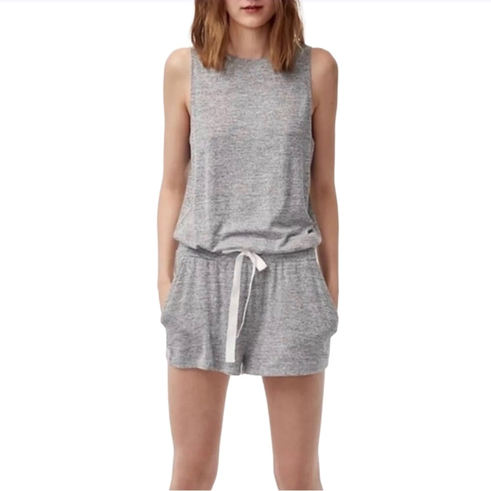 Aritzia Wilfred Free Izabel Heather Mid Light Gray Romper Shorts Jumpsuit M